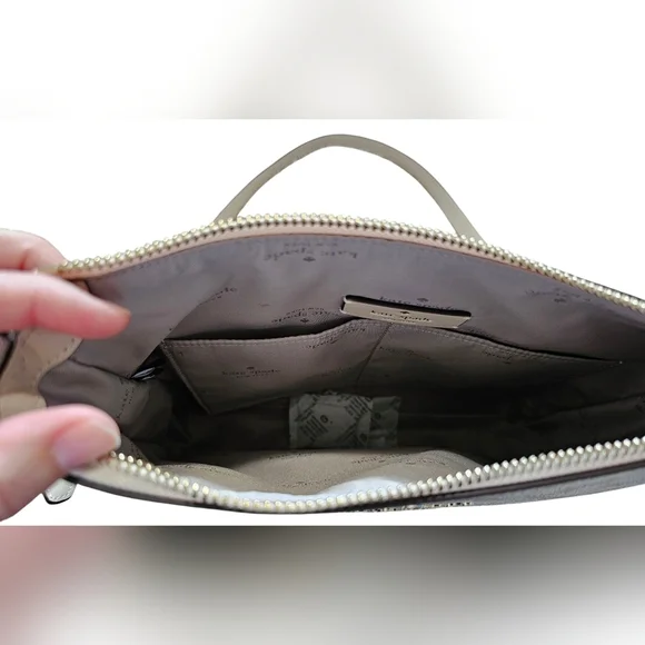 Kate Spade Dark Beige PVC Flower Crossbody Bag, With Silver Hardware, New w/tags - Picture 6 of 8